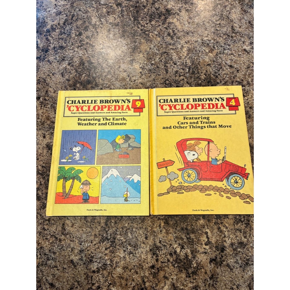 Vintage Charlie Browns Cyclopedia Volumes 4 & 9 Peanuts Funk & Wagnalls Books
